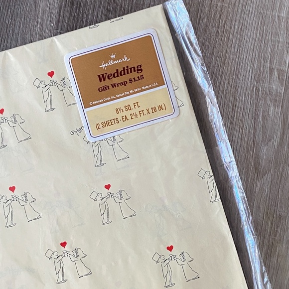 VTG 1970s Wedding Gift Wrap Hallmark Wrapping Paper NIP 2 Sheets - Picture 2 of 7